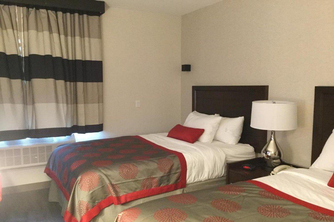 Ramada by Wyndham Bronx Terminal Hotel New York Bagian luar foto