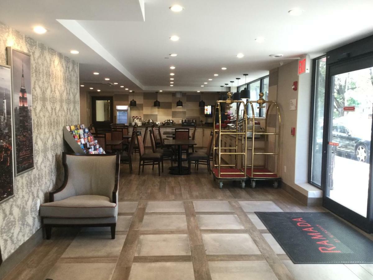 Ramada by Wyndham Bronx Terminal Hotel New York Bagian luar foto